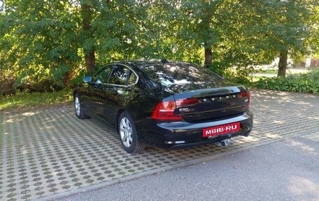 Volvo S90 II рестайлинг, 2018 год, 3 300 000 рублей, 11 фотография