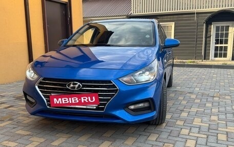 Hyundai Solaris II рестайлинг, 2019 год, 1 350 000 рублей, 3 фотография