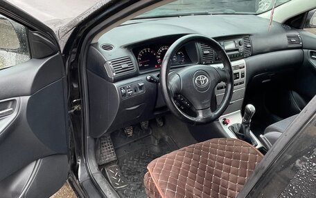 Toyota Corolla, 2004 год, 329 999 рублей, 7 фотография
