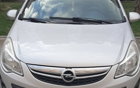 Opel Corsa D, 2012 год, 690 000 рублей, 1 фотография