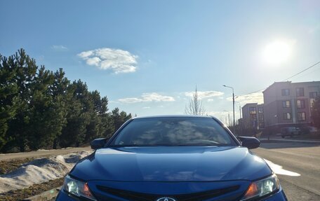 Toyota Camry, 2017 год, 1 950 000 рублей, 3 фотография
