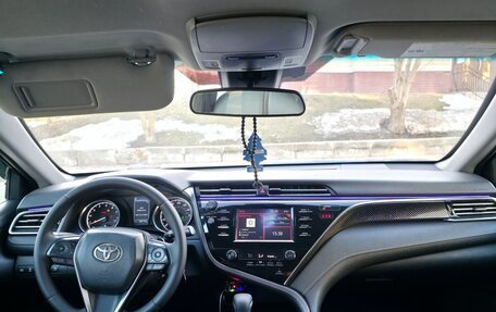 Toyota Camry, 2017 год, 1 950 000 рублей, 7 фотография