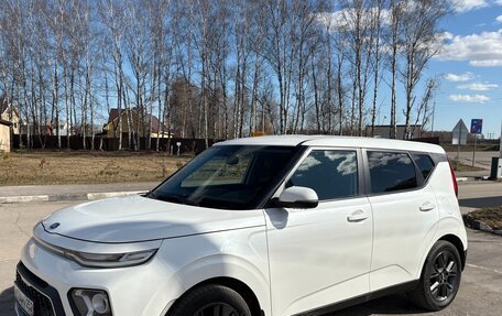 KIA Soul III, 2020 год, 1 950 000 рублей, 3 фотография