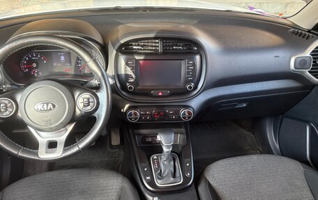 KIA Soul III, 2020 год, 1 950 000 рублей, 12 фотография