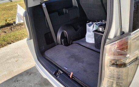 Honda Stepwgn IV, 2009 год, 1 080 000 рублей, 4 фотография