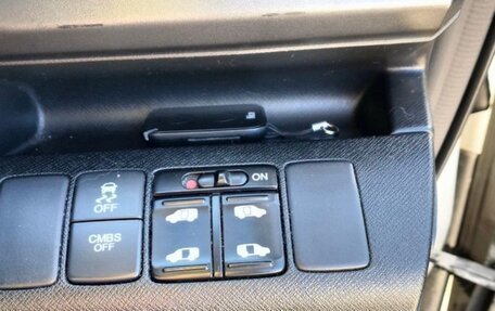 Honda Stepwgn IV, 2009 год, 1 080 000 рублей, 8 фотография