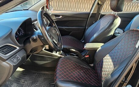 Hyundai Solaris II рестайлинг, 2017 год, 800 000 рублей, 4 фотография