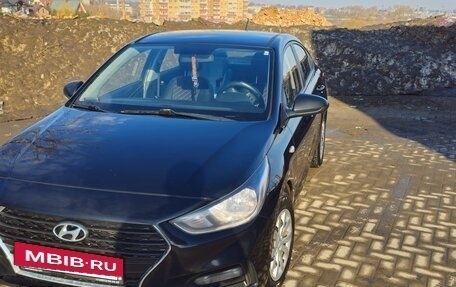 Hyundai Solaris II рестайлинг, 2017 год, 800 000 рублей, 7 фотография