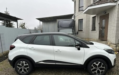 Renault Kaptur I рестайлинг, 2018 год, 1 600 000 рублей, 3 фотография