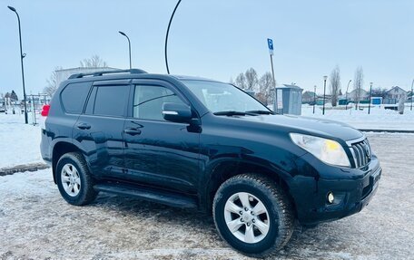 Toyota Land Cruiser Prado 150 рестайлинг 2, 2011 год, 2 700 000 рублей, 3 фотография