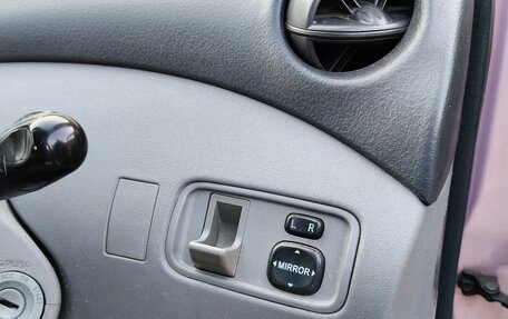 Toyota Vitz, 1999 год, 300 000 рублей, 5 фотография