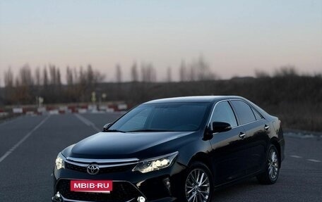 Toyota Camry, 2018 год, 2 100 000 рублей, 6 фотография