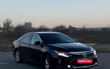 Toyota Camry, 2018 год, 2 100 000 рублей, 7 фотография