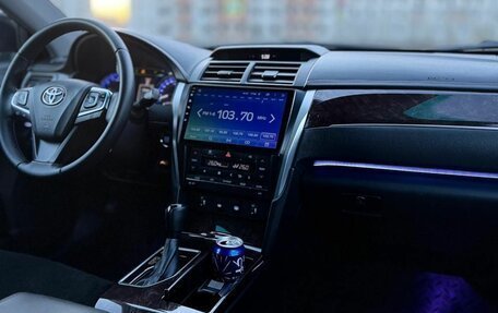 Toyota Camry, 2018 год, 2 100 000 рублей, 14 фотография