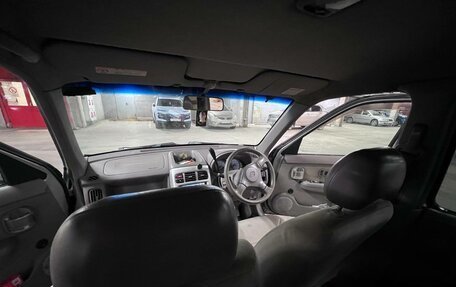 Nissan Cube II, 2001 год, 110 000 рублей, 2 фотография