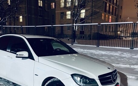 Mercedes-Benz C-Класс, 2013 год, 1 650 000 рублей, 4 фотография