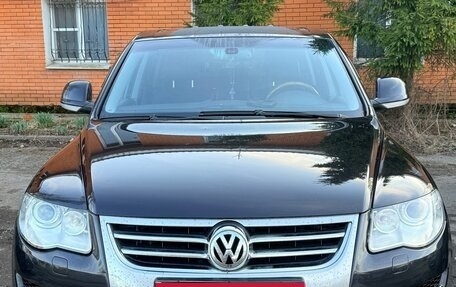 Volkswagen Touareg III, 2008 год, 1 600 000 рублей, 1 фотография