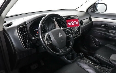 Mitsubishi Outlander III рестайлинг 3, 2013 год, 1 149 000 рублей, 9 фотография