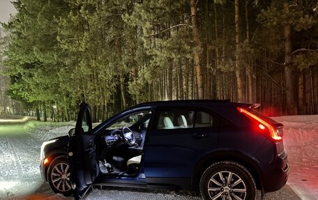 Cadillac XT4 I, 2019 год, 2 800 000 рублей, 7 фотография