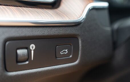 Volvo XC60 II, 2021 год, 3 800 000 рублей, 17 фотография