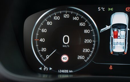 Volvo XC60 II, 2021 год, 3 800 000 рублей, 22 фотография