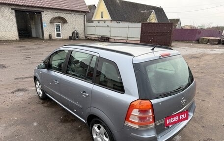 Opel Zafira B, 2008 год, 690 000 рублей, 15 фотография