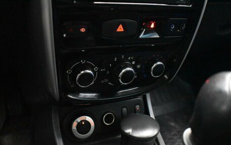 Nissan Terrano III, 2015 год, 1 000 000 рублей, 8 фотография