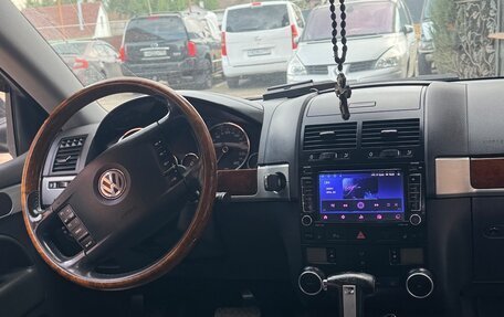 Volkswagen Touareg III, 2008 год, 1 600 000 рублей, 12 фотография