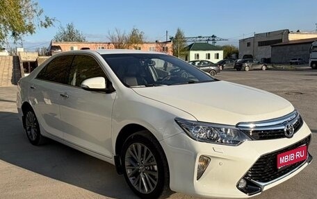 Toyota Camry, 2016 год, 1 960 000 рублей, 1 фотография