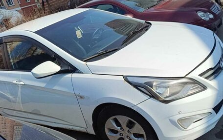 Hyundai Solaris II рестайлинг, 2016 год, 800 000 рублей, 6 фотография