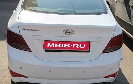 Hyundai Solaris II рестайлинг, 2016 год, 800 000 рублей, 2 фотография