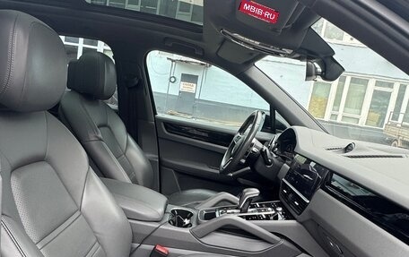 Porsche Cayenne III, 2018 год, 28 фотография