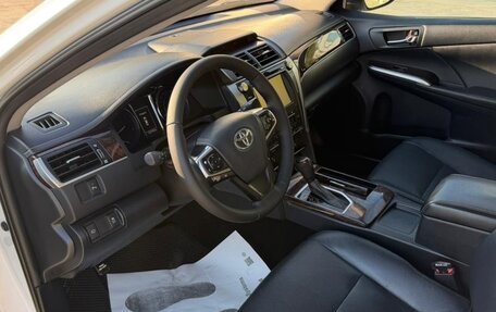 Toyota Camry, 2016 год, 1 960 000 рублей, 4 фотография