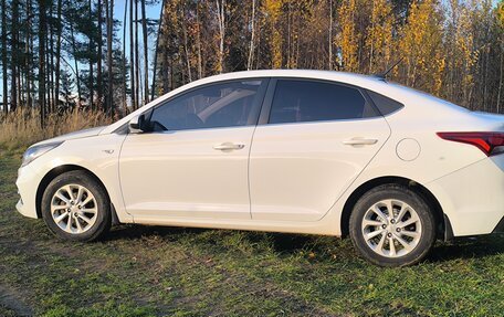 Hyundai Solaris II рестайлинг, 2018 год, 1 280 000 рублей, 2 фотография