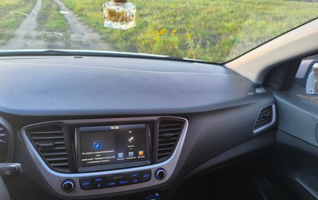 Hyundai Solaris II рестайлинг, 2018 год, 1 280 000 рублей, 22 фотография