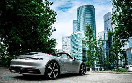 Porsche 911, 2021 год, 16 300 000 рублей, 25 фотография