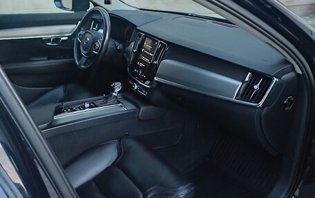 Volvo V90 Cross Country I рестайлинг, 2018 год, 3 000 000 рублей, 10 фотография