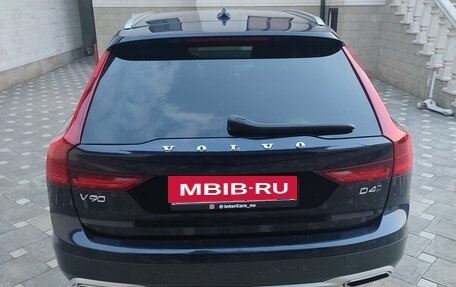 Volvo V90 Cross Country I рестайлинг, 2018 год, 3 000 000 рублей, 6 фотография