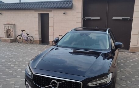 Volvo V90 Cross Country I рестайлинг, 2018 год, 3 000 000 рублей, 3 фотография