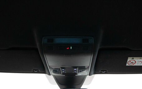 Volkswagen Tiguan II, 2021 год, 3 199 000 рублей, 28 фотография