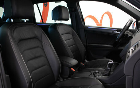 Volkswagen Tiguan II, 2021 год, 3 199 000 рублей, 34 фотография