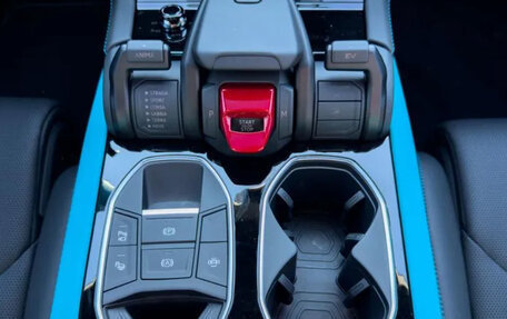 Lamborghini Urus I, 2025 год, 35 000 000 рублей, 7 фотография