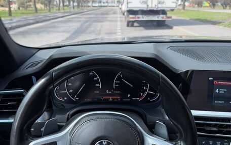 BMW 3 серия, 2019 год, 3 450 000 рублей, 10 фотография