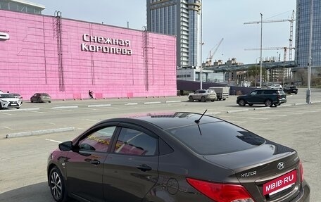 Hyundai Solaris II рестайлинг, 2014 год, 1 150 000 рублей, 4 фотография