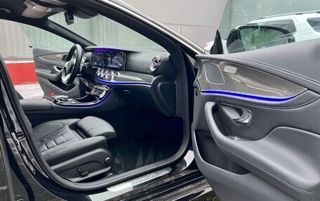 Mercedes-Benz CLS, 2019 год, 4 500 000 рублей, 5 фотография