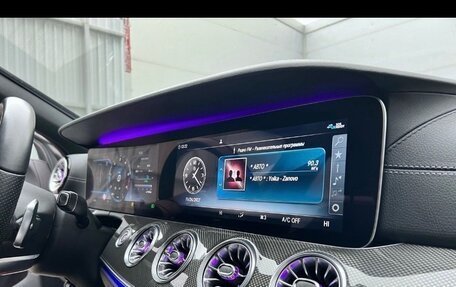 Mercedes-Benz CLS, 2019 год, 4 500 000 рублей, 4 фотография