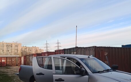 Mitsubishi L200 IV рестайлинг, 2011 год, 1 100 000 рублей, 3 фотография