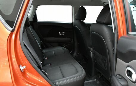 KIA Soul II рестайлинг, 2019 год, 1 747 000 рублей, 23 фотография