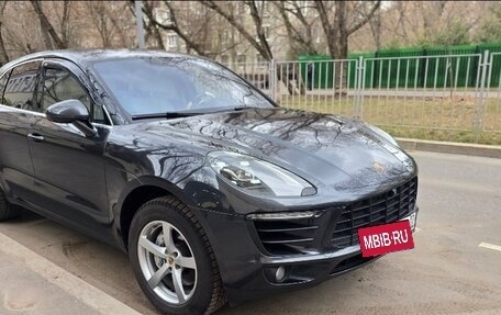 Porsche Macan I рестайлинг, 2017 год, 3 950 000 рублей, 4 фотография