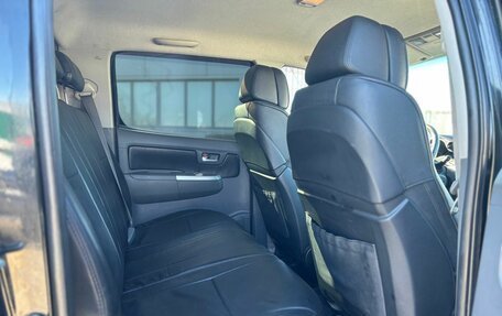 Toyota Hilux VII, 2012 год, 2 600 000 рублей, 10 фотография